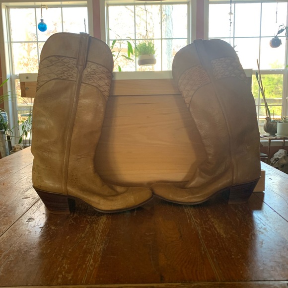 Vintage Leather Boots - Picture 9 of 11